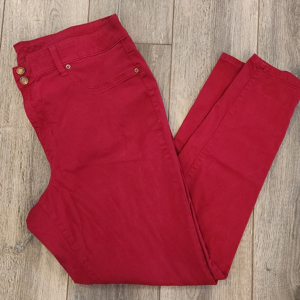 Maurices Red Skinny Jeggings size 20 Long